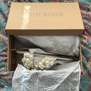 Steve Madden pearl sandals